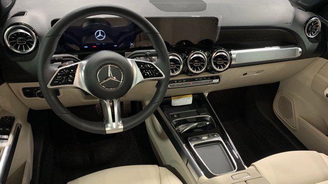 new 2025 Mercedes-Benz GLB 250 car, priced at $49,580