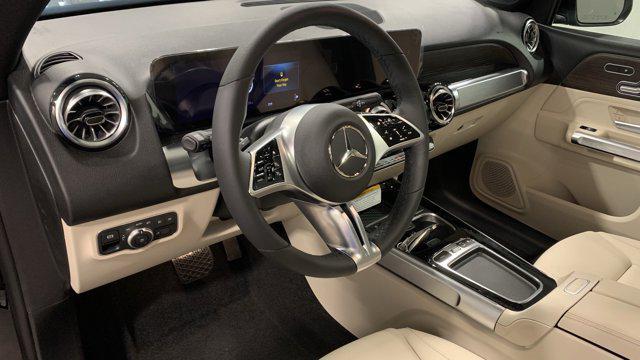 new 2025 Mercedes-Benz GLB 250 car, priced at $49,580