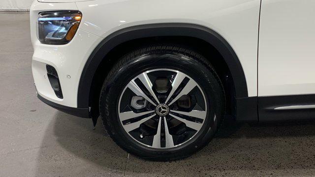 new 2025 Mercedes-Benz GLB 250 car, priced at $47,145
