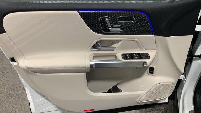 new 2025 Mercedes-Benz GLB 250 car, priced at $47,145