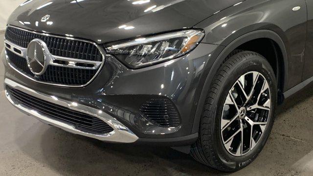 new 2025 Mercedes-Benz GLC 350e car, priced at $67,620
