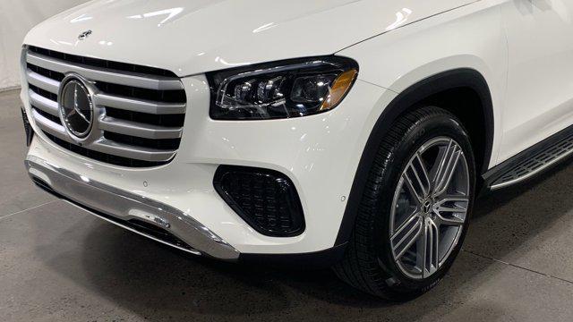 new 2025 Mercedes-Benz GLS 450 car, priced at $91,800