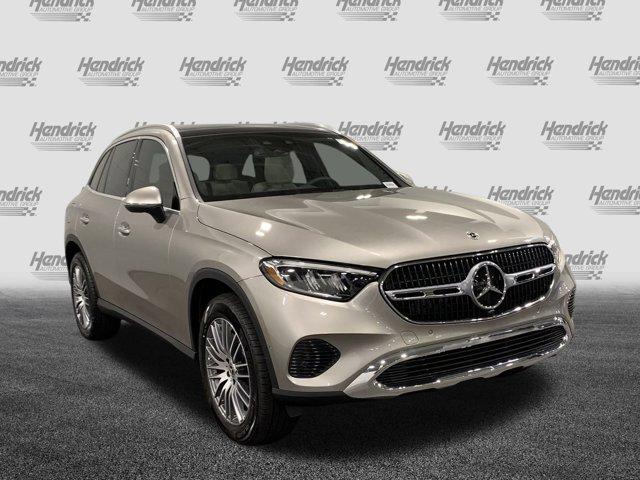 new 2024 Mercedes-Benz GLC 300 car, priced at $55,580