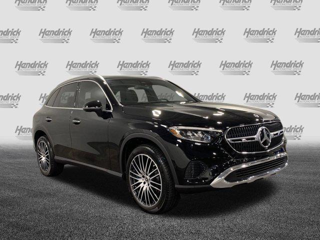 new 2024 Mercedes-Benz GLC 300 car, priced at $53,305