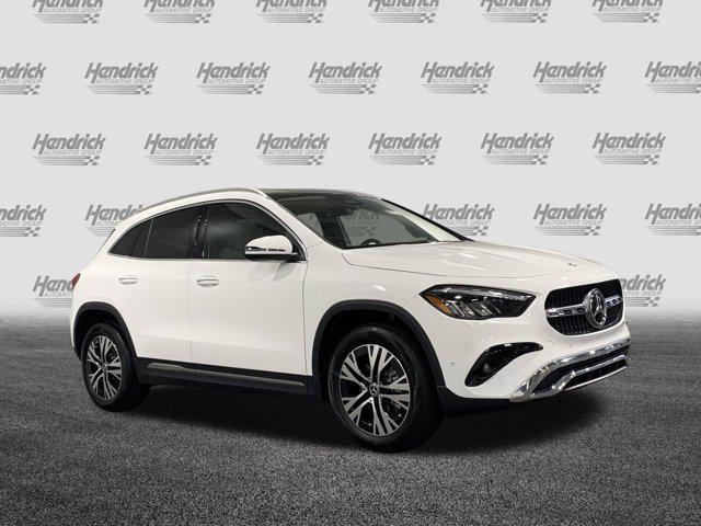 new 2025 Mercedes-Benz GLA 250 car, priced at $47,275