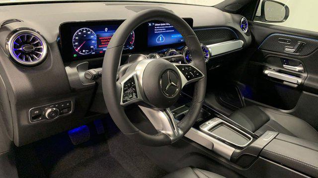 new 2025 Mercedes-Benz GLB 250 car, priced at $48,450