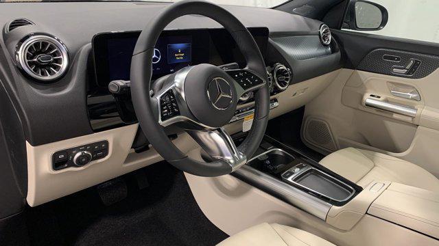 new 2025 Mercedes-Benz GLA 250 car, priced at $47,555