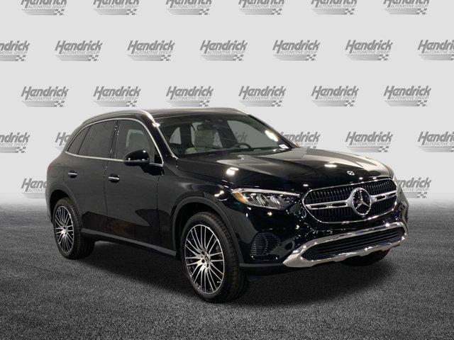 new 2025 Mercedes-Benz GLC 300 car, priced at $59,580