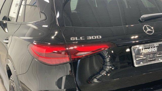 new 2024 Mercedes-Benz GLC 300 car, priced at $57,255