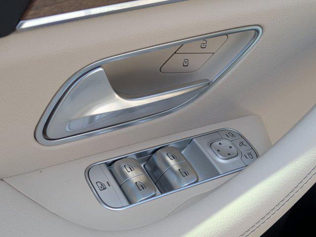 new 2025 Mercedes-Benz GLE 350 car, priced at $67,760