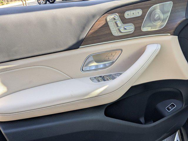 new 2025 Mercedes-Benz GLS 450 car, priced at $95,685