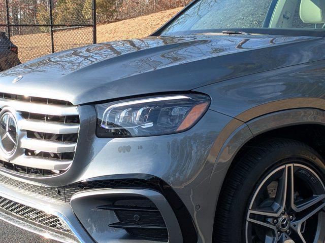 new 2025 Mercedes-Benz GLS 450 car, priced at $95,685