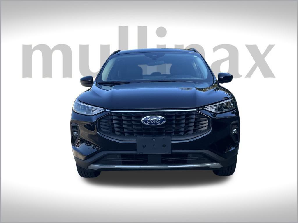 used 2025 Ford Escape PHEV car, priced at $31,901