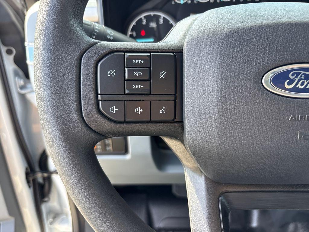 new 2025 Ford F-250 car, priced at $62,252