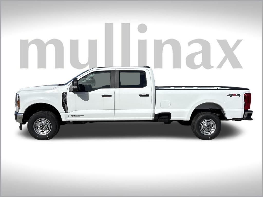 new 2025 Ford F-250 car, priced at $62,252