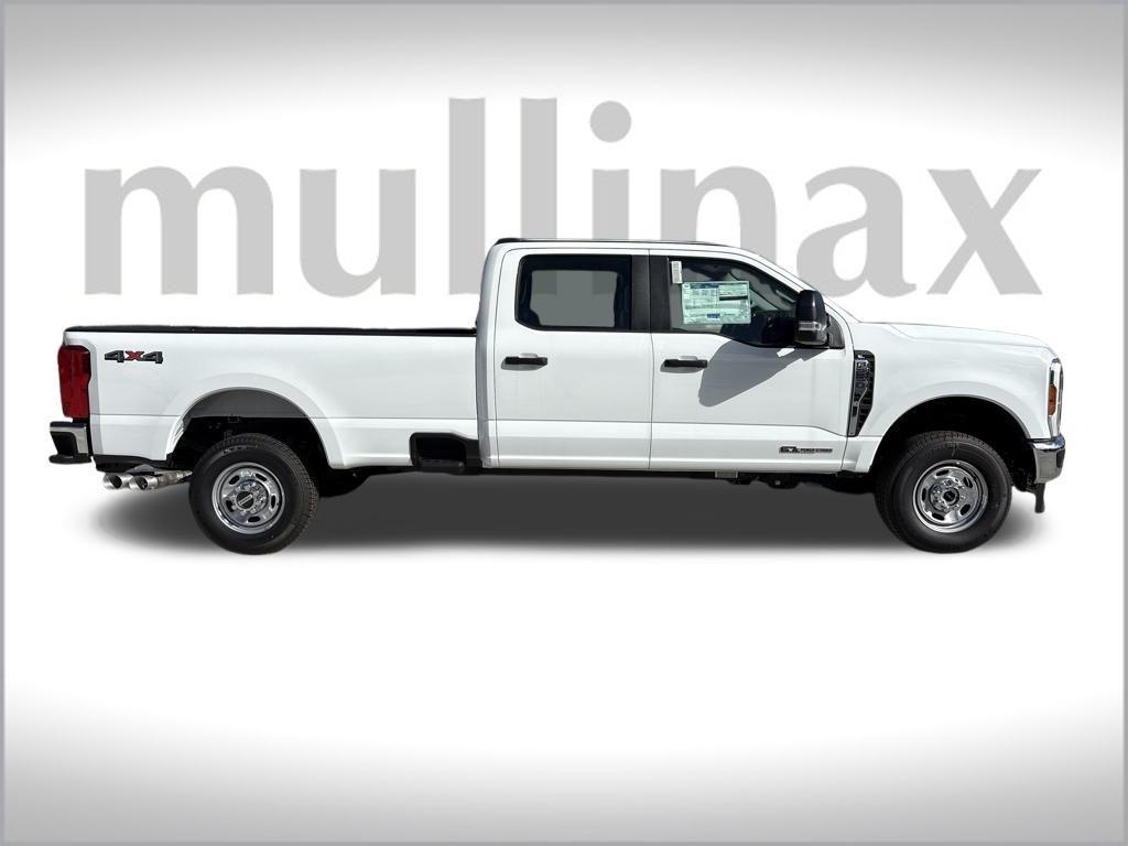 new 2025 Ford F-250 car, priced at $62,252