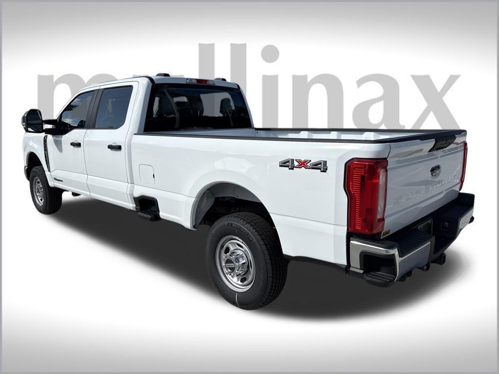 new 2025 Ford F-250 car, priced at $62,252