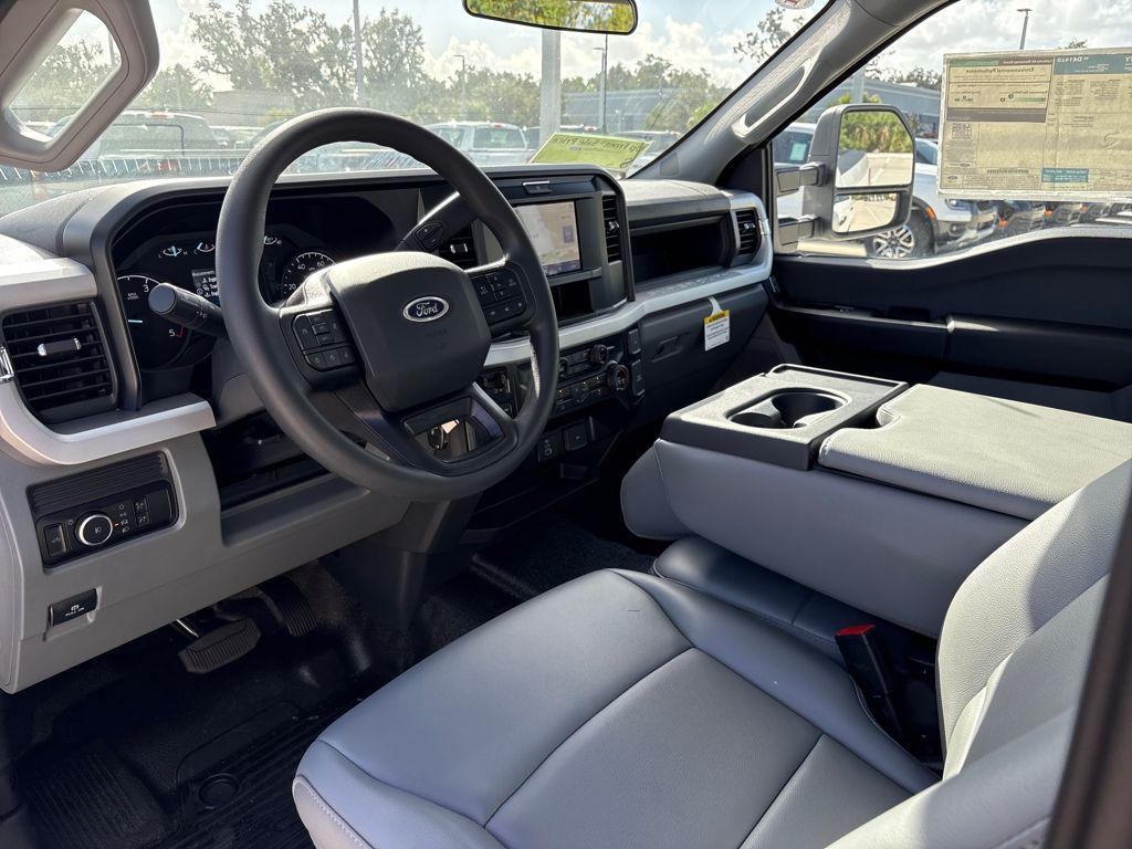 new 2025 Ford F-250 car, priced at $62,252