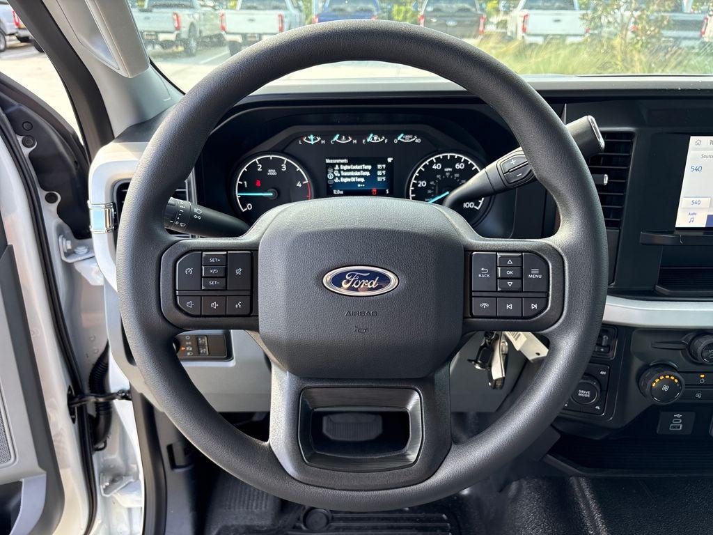 new 2025 Ford F-250 car, priced at $62,252