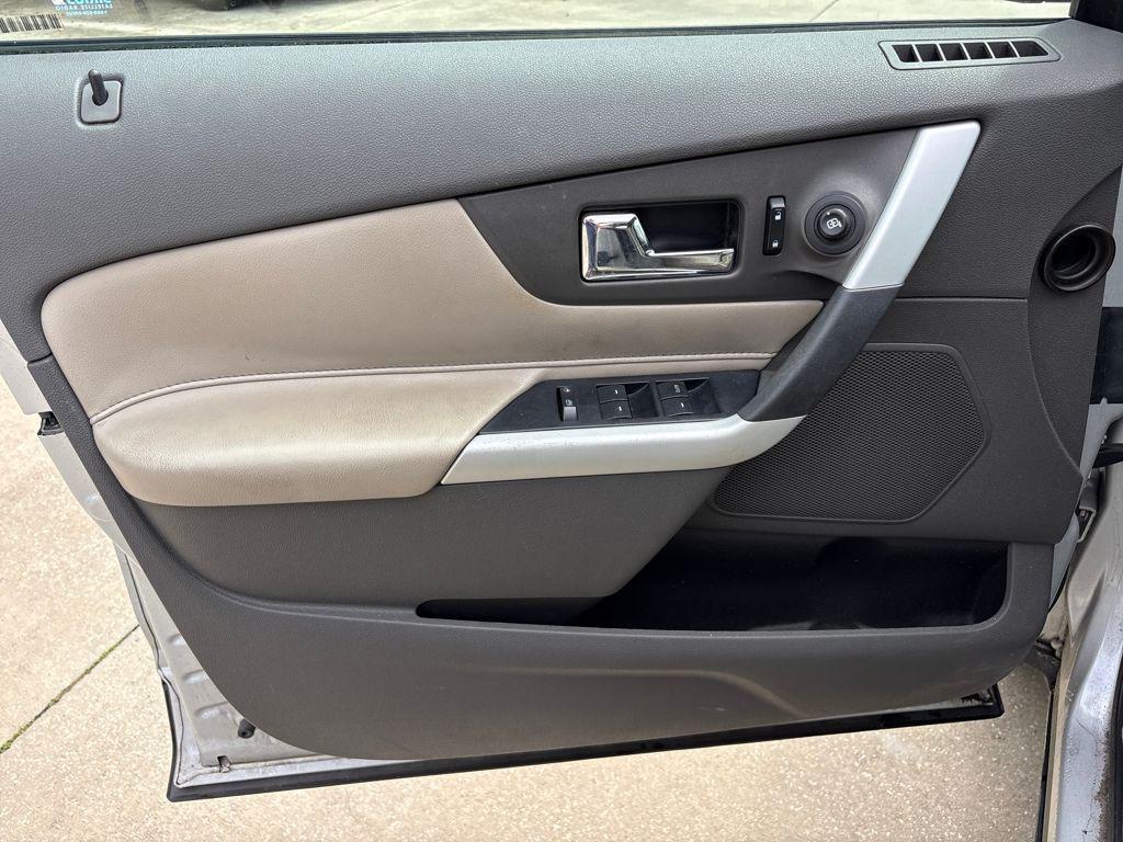 used 2011 Ford Edge car, priced at $6,500