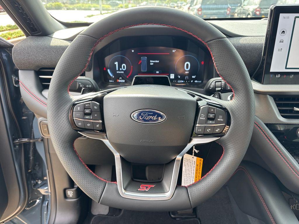 new 2025 Ford Explorer car, priced at $53,972