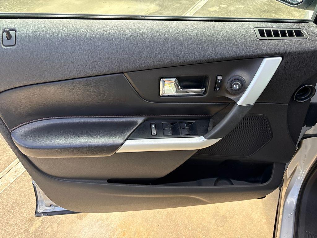 used 2013 Ford Edge car, priced at $9,500