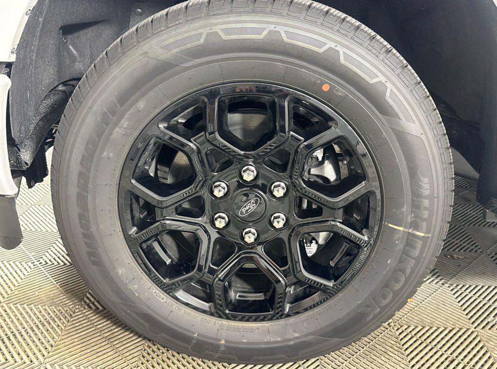 new 2025 Ford F-150 car, priced at $51,004