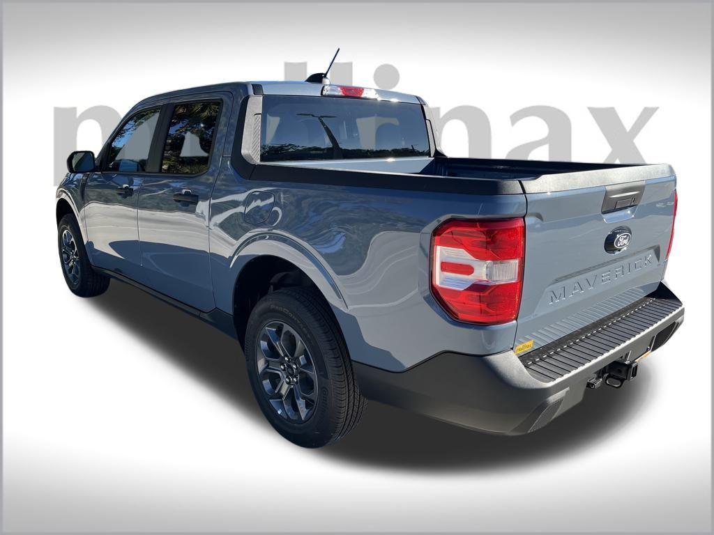 new 2025 Ford Maverick car, priced at $30,895