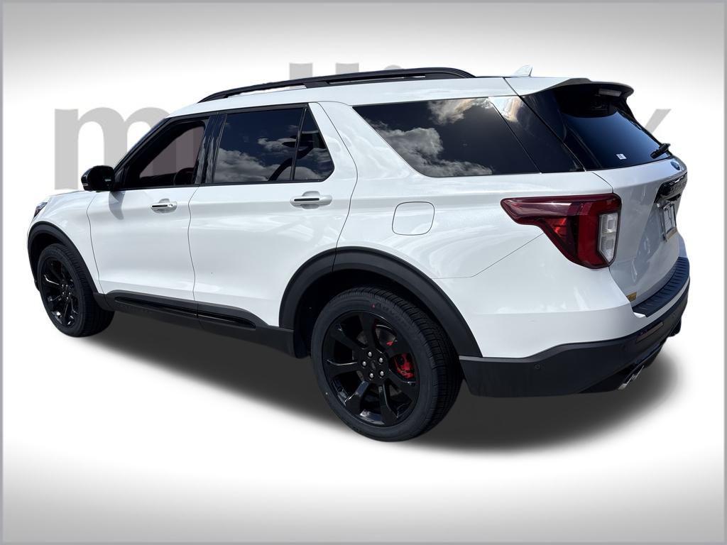 used 2022 Ford Explorer car, priced at $39,000