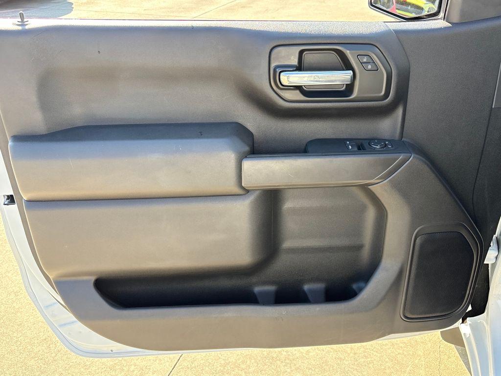 used 2024 Chevrolet Silverado 1500 car, priced at $29,300