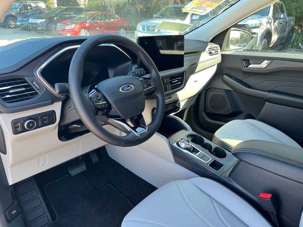 new 2025 Ford Escape PHEV car, priced at $34,032