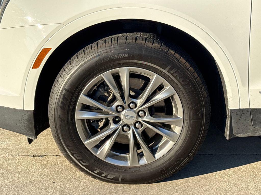 used 2021 Cadillac XT5 car, priced at $19,001