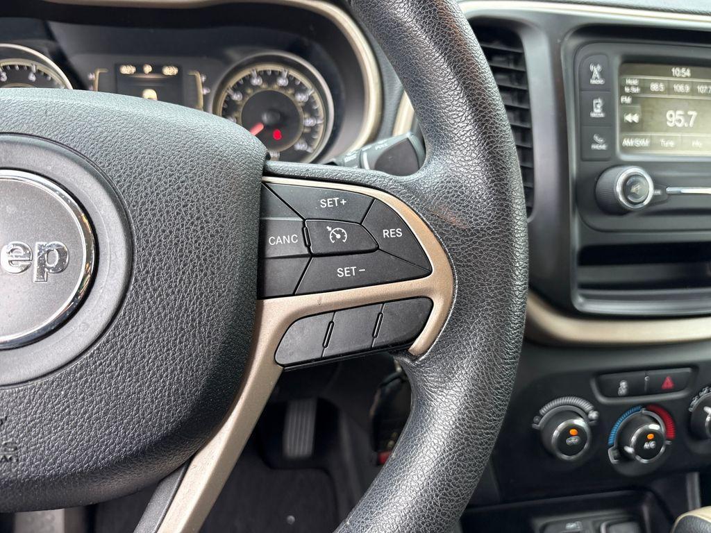 used 2014 Jeep Cherokee car, priced at $8,700