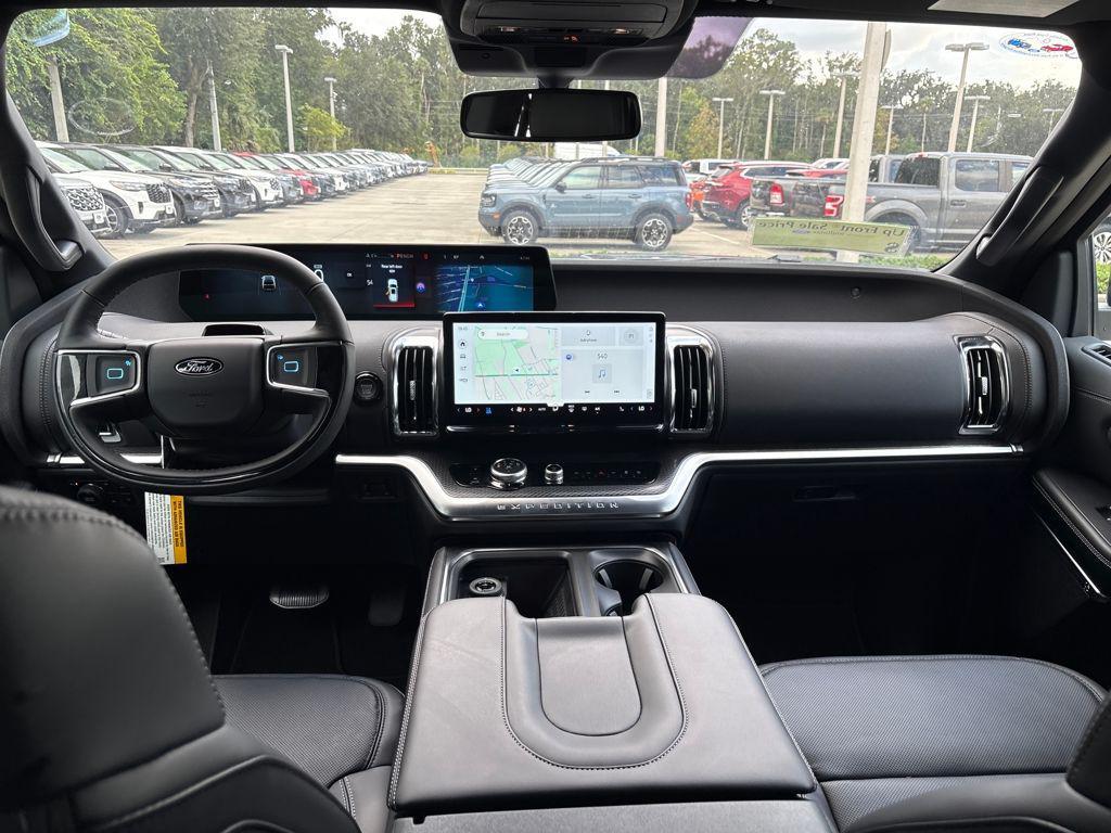 new 2025 Ford Expedition Max car, priced at $84,115