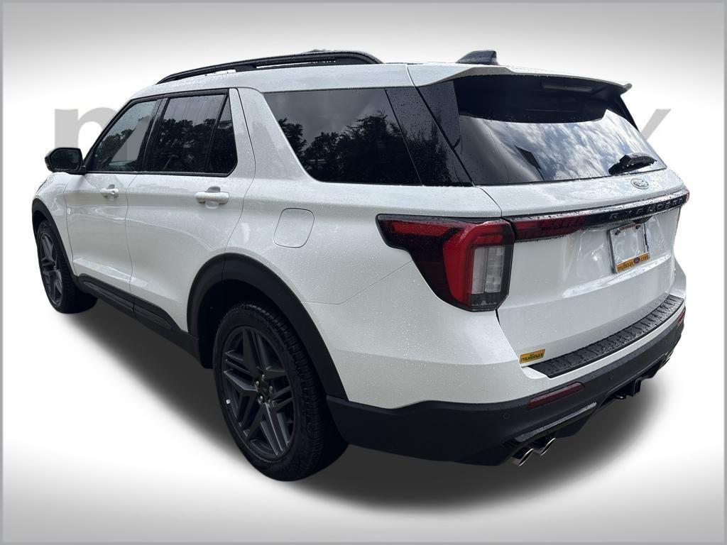 new 2025 Ford Explorer car, priced at $54,174