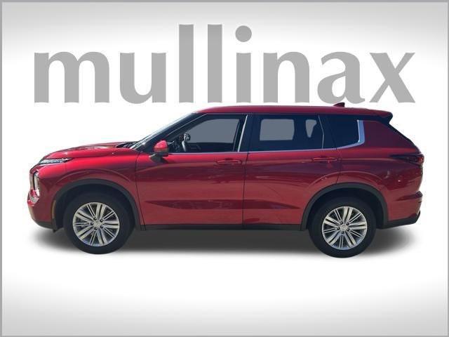 used 2024 Mitsubishi Outlander car, priced at $26,299