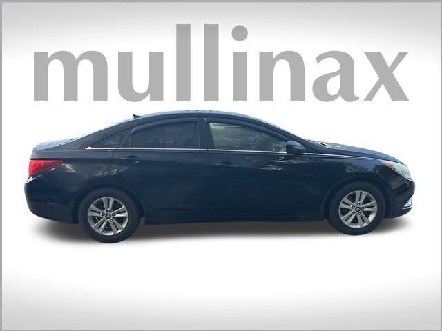 used 2011 Hyundai Sonata car, priced at $5,899