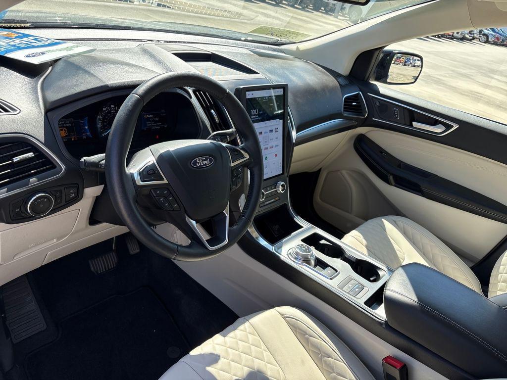 used 2024 Ford Edge car, priced at $30,500