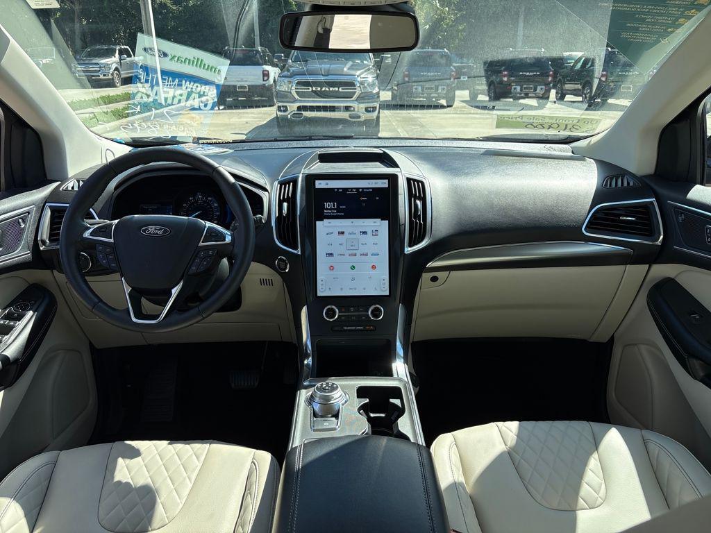 used 2024 Ford Edge car, priced at $30,500