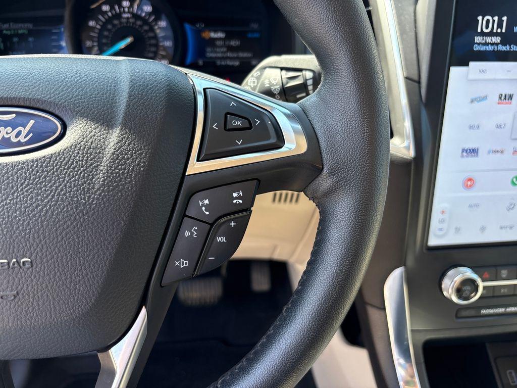 used 2024 Ford Edge car, priced at $30,500