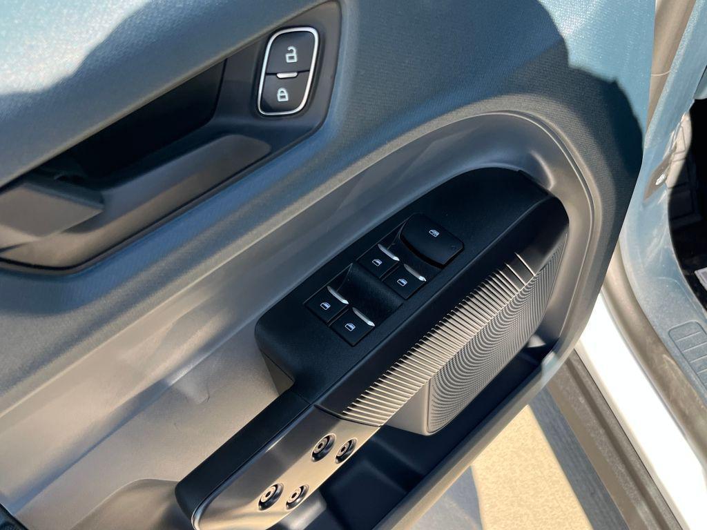 new 2025 Ford Maverick car, priced at $29,940