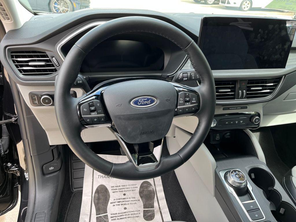 new 2025 Ford Escape PHEV car, priced at $33,275