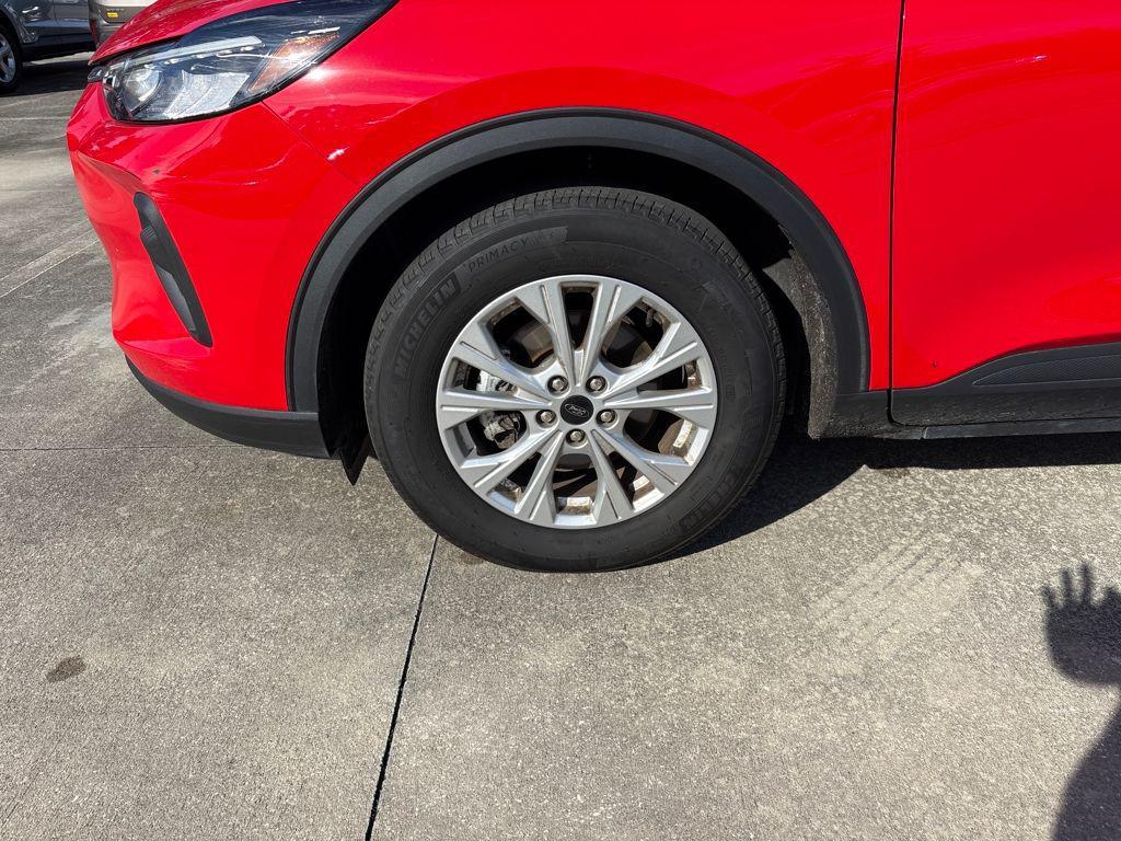 used 2024 Ford Escape car, priced at $22,701
