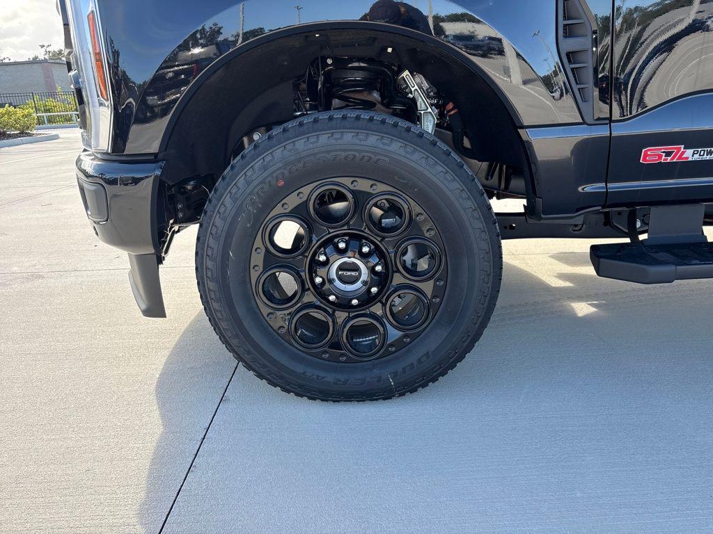 new 2025 Ford F-250 car, priced at $87,094