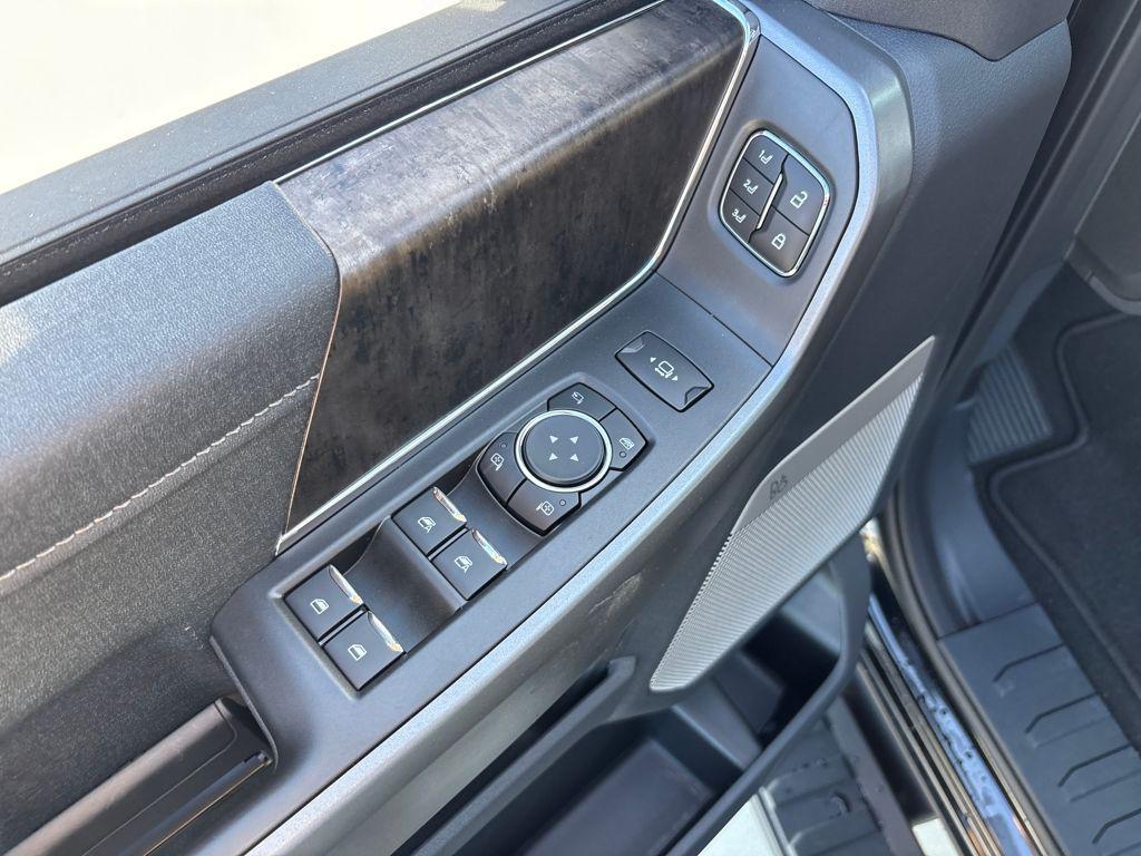 new 2025 Ford F-250 car, priced at $87,094