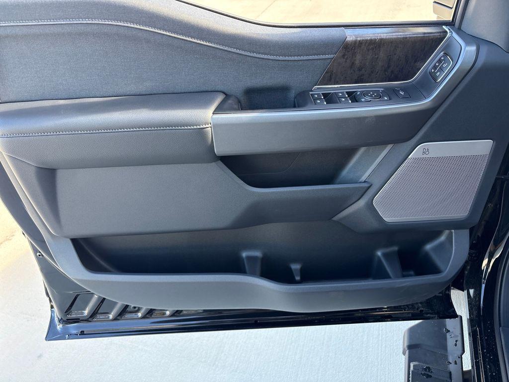 new 2025 Ford F-250 car, priced at $87,094