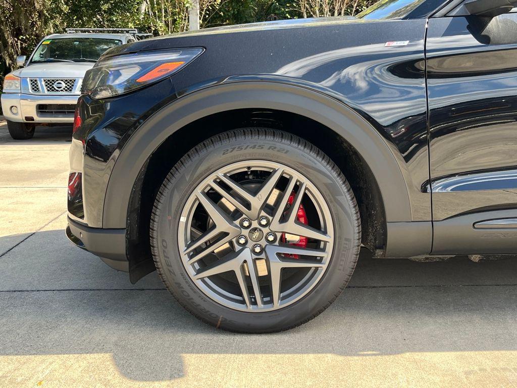 new 2025 Ford Explorer car, priced at $44,505