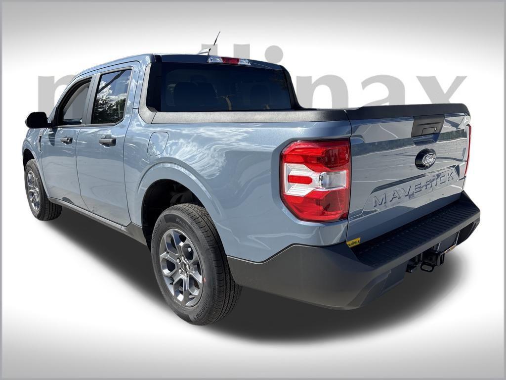 new 2025 Ford Maverick car, priced at $30,895