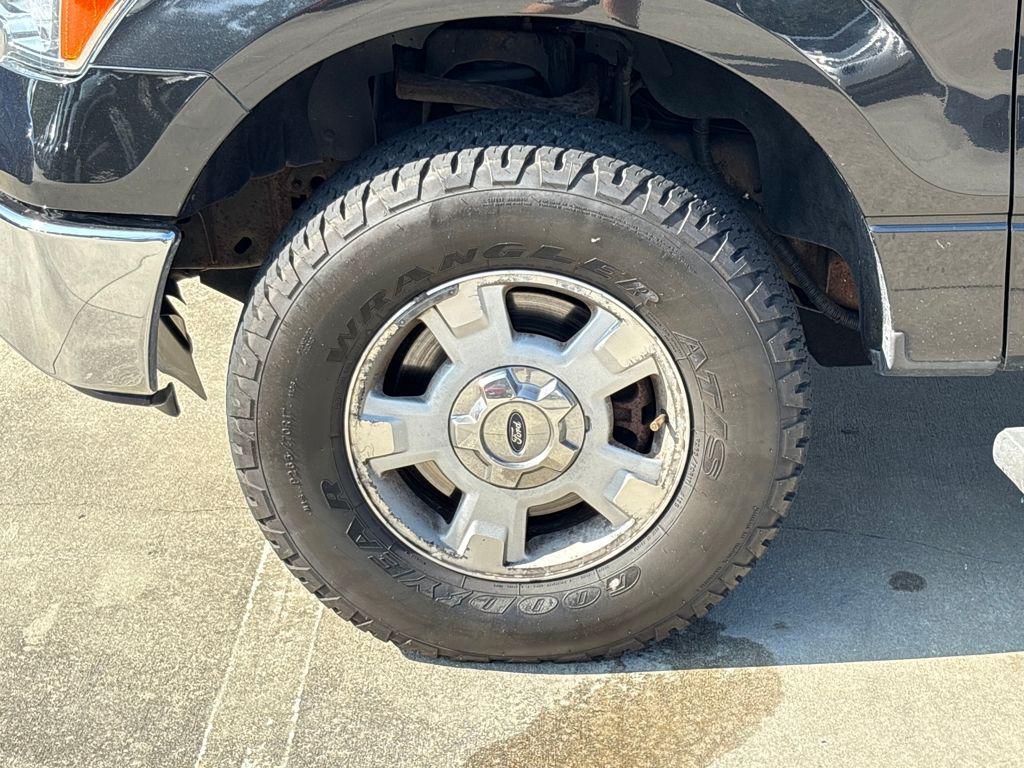 used 2014 Ford F-150 car, priced at $12,500