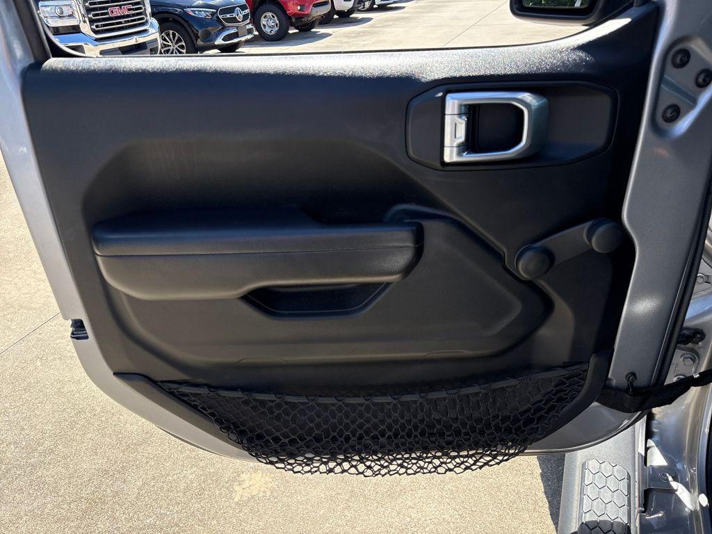 used 2018 Jeep Wrangler Unlimited car, priced at $23,000